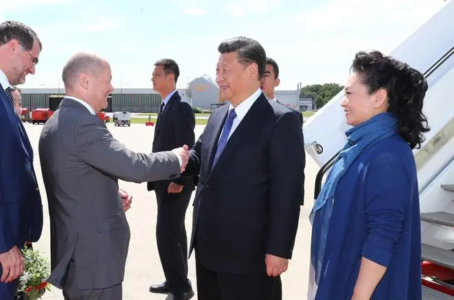 四柱液压机习近平出席十二次峰会发表重要