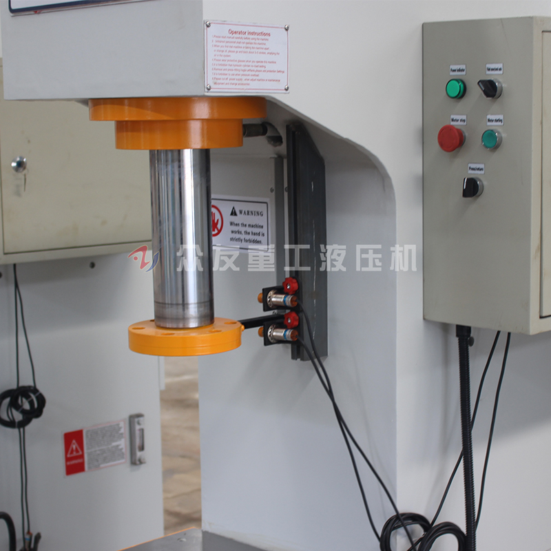 丝袜吊带蕾丝白丝AV 40吨单臂冲孔液压机 40T单柱冲孔压力机